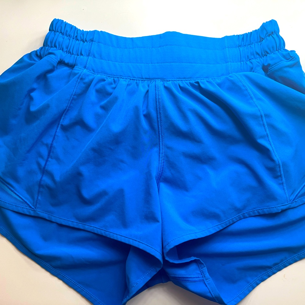 Lululemon Hotty Hots | Size: 2 | 2.5”